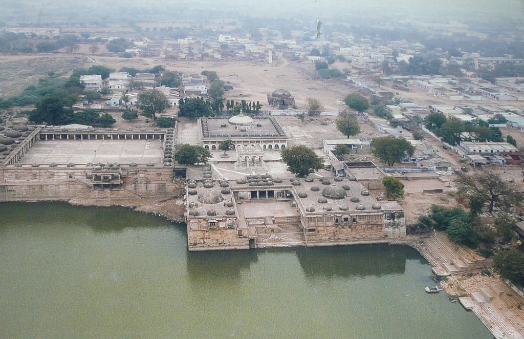 Sarkhej Roza reign of Ahmed Shah 1440-1443 A.D. - India Travel Forum