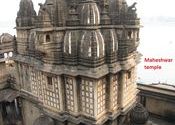 Maheshwar Temple by saibalkrroy.  Tags: Madhya Pradesh, Maheshwar, temple.