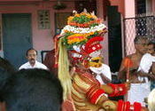 Kannur, Theyyam priest by vonkla.  Tags: Kannur, Kerala.