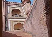 SAFDARJUNGS TOMB - NEW DELHI by snonymous.  Tags: New Delhi, Delhi, monument, heritage, safdarjungs tomb, history.