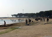 SEA BEACH by DEBA2164.  Tags: Daman and Diu, beach, sea.