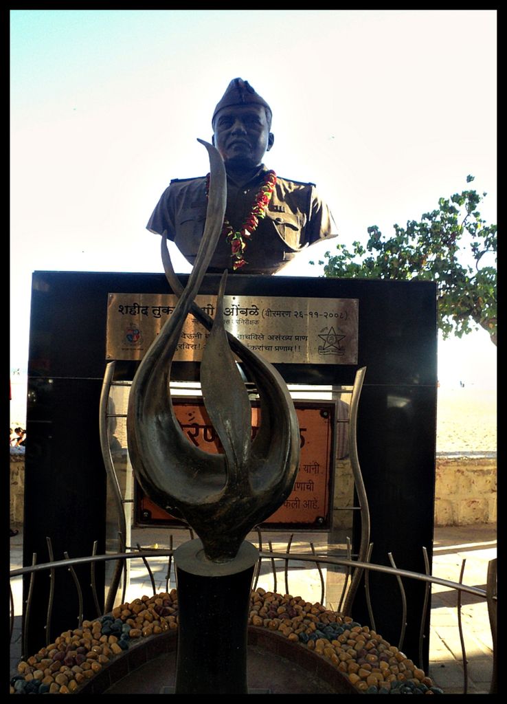 tukaram-omble-memorial.jpg