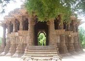 sun temple by on_the_go.  Tags: temple, sun.