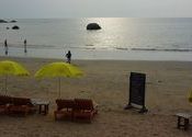 Beach Cricket, Cafe del Sol by unclelach.  Tags: Palolem, Goa, cricket, beach.
