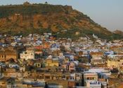 Bundi's labyrinth of houses by davidp80.  Tags: Rajasthan, Bundi.