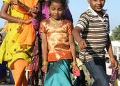 Now, just the kids. by abracax.  Tags: Tamil Nadu, Mamallapuram, Children.