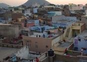 Sundown from Everest Guesthouse, Pushkar by unclelach.  Tags: Rajasthan, Pushkar, Mount Everest.