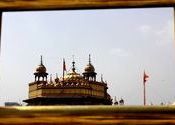 frame by pomz.  Tags: Punjab, Amritsar.