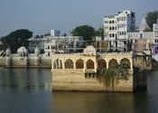 Disused Pavilion, Lake Pichola by unclelach.  Tags: Rajasthan, Udaipur, Lake Pichola, Lakes.