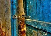 Locked Home by Murthyams.  Tags: Karnataka, Badami, home.