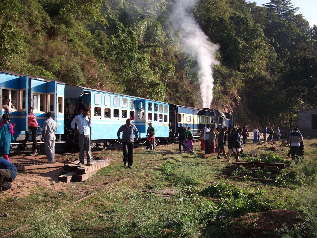 tea break, Ooty toy train India Travel Forum