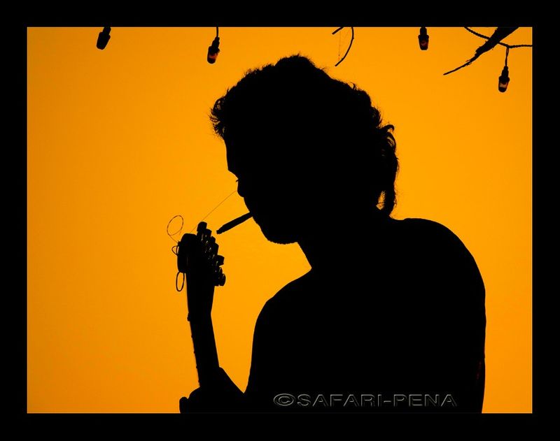 Guitar player India Travel Forum