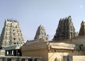 Kamakshi Amman Temple, Kanchipuram by machadinha.  Tags: Kanchipuram, Tamil Nadu, Kancheepuram, Temples and Monuments, temple.