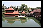bekal-beach-kerala-or-ullal-beach-karnataka-ananthapura-temple-reduced.jpg