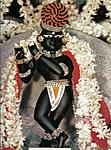 vrindavan-mathura-advice-needed-rrv-aulai-outfit1.jpg