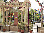beware-dilli-haat-versus-delhi-haat-dilli-haat-gate.jpg