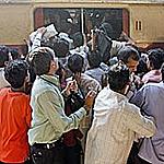 how-to-cross-an-indian-road-mumbai_trains.jpg