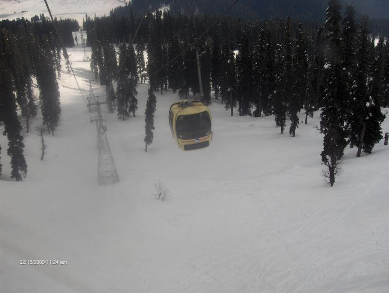 Name:  gulmarg 2009soura 031 (2).jpg Views: 863 Size:  44.9 KB