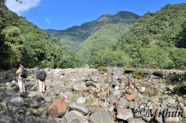 Name:  sikkim-day9-021.jpg
Views: 404
Size:  56.4 KB