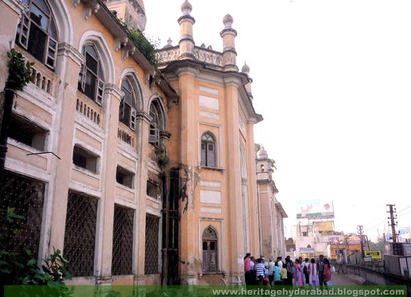 Unani hosp.jpg