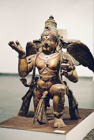401px-Garuda_by_Hyougushi_in_Delhi.jpg