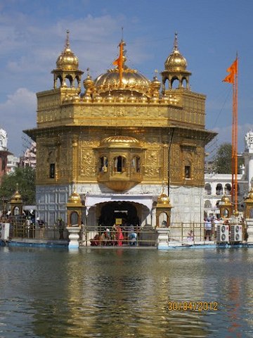golden temple amritsar11.jpg