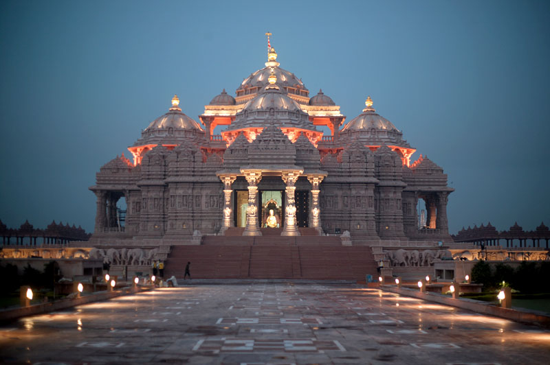 http://www.indiamike.com/india/attachments/3463d1132088588-akshardham-temple-monument-to-world-peace-temple6.jpg