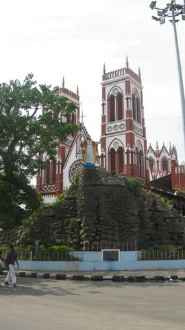 Sacred_Heart_Church.jpg