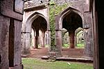 best-off-beat-place-to-visit-in-monsoon-mandu-10-editada-red.jpg