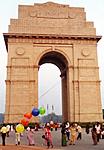 99-red-balloons-indiagate.jpg