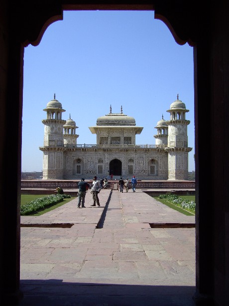 Day 9 Itimad-ud-Daulah.jpg