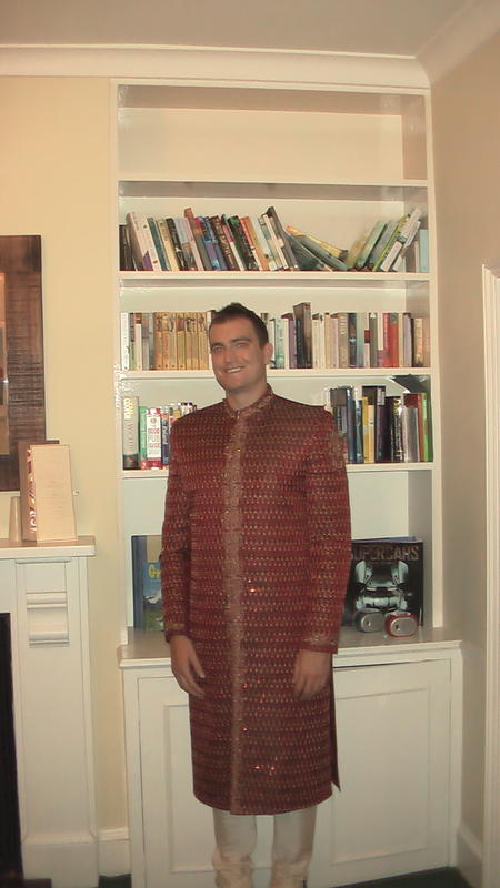 Can I buy an Indian Wedding outfit male in Goa