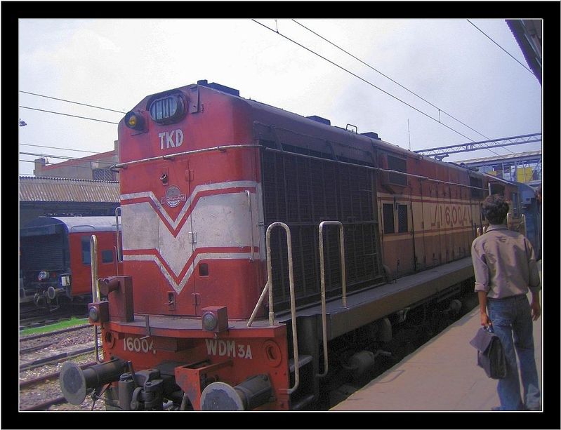 wdm--3a-locomotive-hauling-2055-dehradun