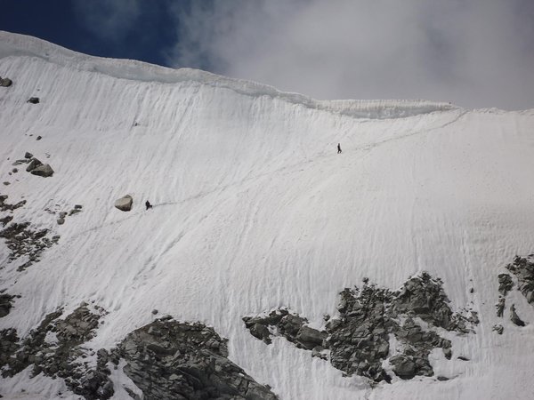 Climbing Lamkhaga pass ( alt 5282 meters)